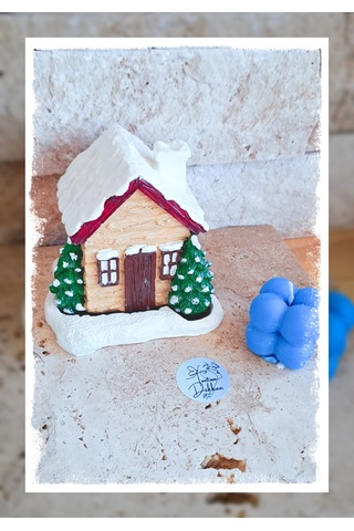 Karlı Dağ Evi Tasarım El Yapımı Dekoratif Mumluk Ve Tütsülük Yılbaşı Konsept Obje