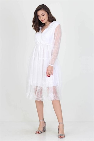 Neşeli Butik Neseli Butik Kruvaze Yaka Eteği Güpür Detaylı Yeni Sezon Elbise Nb0010 Beyaz