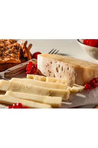 Eski Kaşar Peyniri 500 Gr