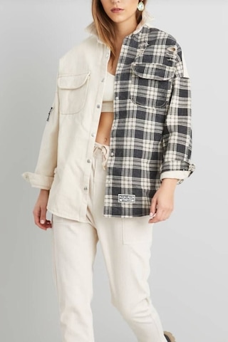 Esb Design Kadın Boyfriend Oversize Eskitmeli Denim Jeans Kot Ceket Krem-ekose Esb Design Kadın Boyfriend Oversize Eskitmeli Denim Jeans Kot Ceket Krem-ekose