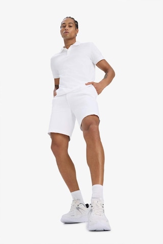 Defacto Defactofit Standart Fit Sporcu Kısa Paça Şort B1170ax25spwt34 Beyaz