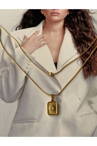60 Cm Tek Taşlı Kare Güneş Paslanmaz Çelik Kararmaz Kadın Kolye Altın