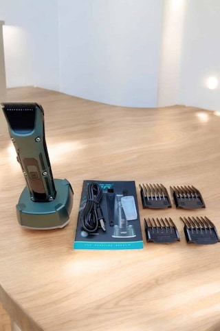 Astraltech Dijital Göstergeli Turbo Motor Paslanmaz Çelik Tıraş Makinesi