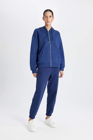 Defacto Beli Paçası Lastikli Bağcıklı Cepli Kalın Jogger Eşofman Altı V2700AZ24WNNV42 Lacivert