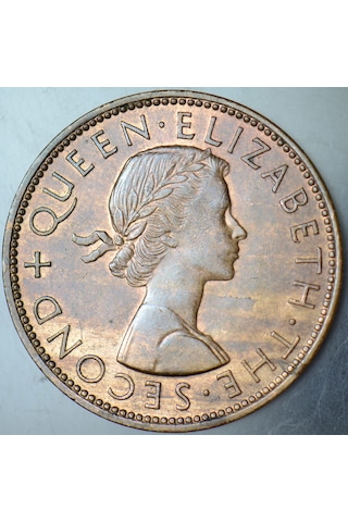 Yeni Zelanda 1 Penny 1959 Kraliçe Iı. Elizabeth. Tui Kuşu. 31 Mm Bronz. Çilaltı.