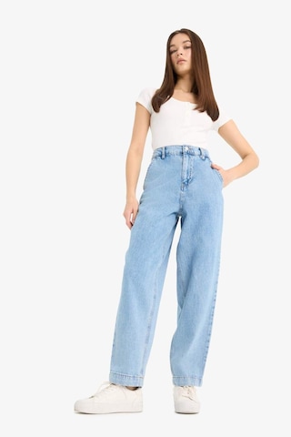 DeFacto Carrot Fit Beli Lastikli Bilek Boy Jean Yıkamalı Pantolon E1686AX25SMNM85