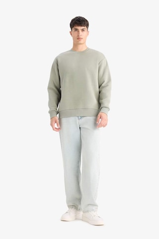 Defacto Relax Fit Bisiklet Yaka Kalın İçi Yumuşak Tüylü Basic Düz Sweatshirt T5139az25augn931 Yeşil