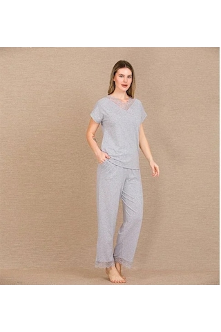 Atyticaret Kadın Viskon Şık Tasarım Dantel İşlemeli Gri Kısa Kol Pijama Takımı