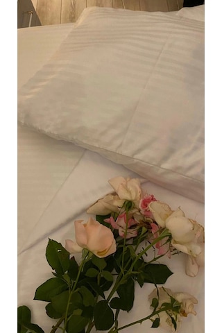 Otel Tipi 10 Adet Nevresim Takımı, Çift Kişilik Çizgili Saten %100 Pamuk 200x220 Beyaz