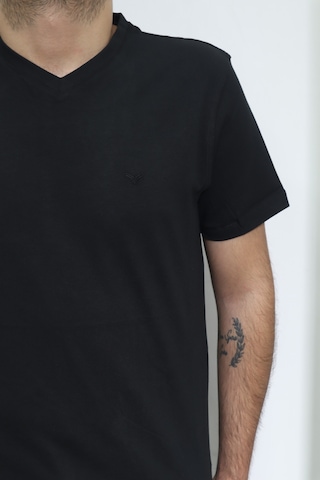 Santa Dmctekstil Erkek Düz Spor Kesim Kalıbı Rahat V Yaka T-shirt Siyah