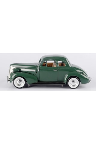 Motormax 1939 Chevrolet Coupe Bordo 1:24 Model Araba Yeşil