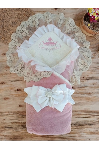 Yenidoğan Wool Yün Kumaş Taç Nakışlı Güpür Duvaklı Fiyonk Prizma Taş Unisex Kundak Bebek Battaniyesi Pembe Çok Renkli