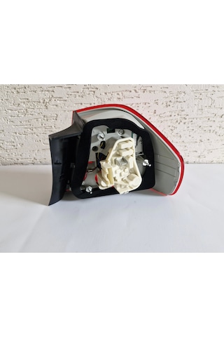 Bmw E90 Lci 320 Sol Arka Dış Stop Lambası Sıfır 2008-2011