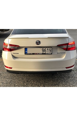Skoda Super B Bagaj Üstü Spoiler Yapışık Anatomik Abs Plastik