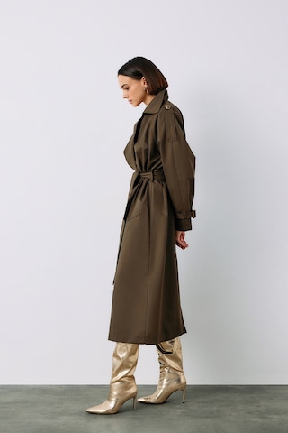 Sateen Kuşaklı Uzun Trenç - Haki-135232 Haki