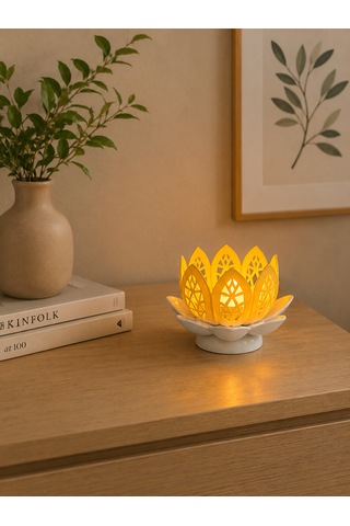 Lotus Glow Mumluk Sarı Beyaz