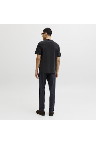 Jack & Jones Erkek Gögüs Baskili Sifir Yaka Kisa Kollu Tisört - Oscar - 12302469 Siyah