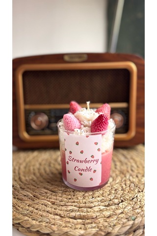 Çilek Soya Wax Mum Simli Kremalı