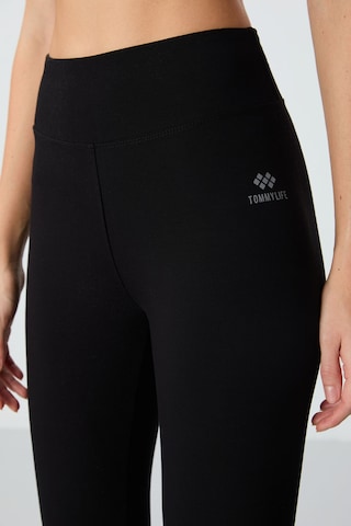 Tommy Life Siyah Yüksek Bel Slim Fit Dar Paça Kadın Kapri Tayt - 93097 SiYAH