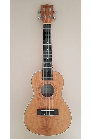 Cremonia Au77Lab-23 Concert Ukulele