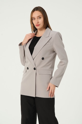 Gri Regular Astarlı Kruvaze Kapama Dokuma Blazer Ceket 001