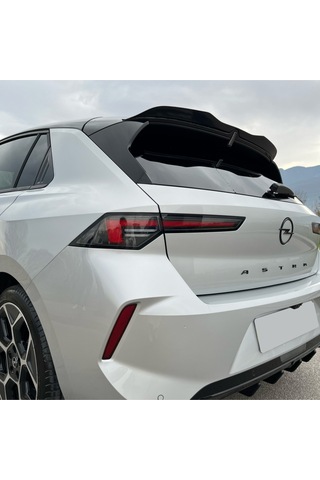 Opel Astra L Spoiler Plastik Piano Black