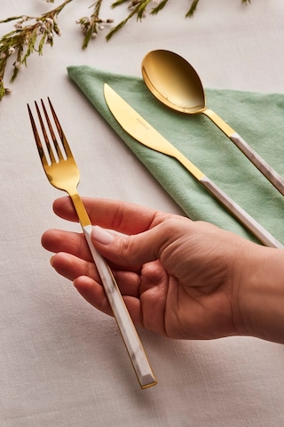 Karaca  Arete Gold 6 Kişilik 18 Parça Çatal Kaşık Bıçak Takımı