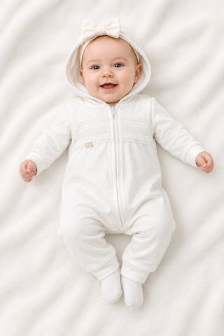 Babyhola Kız Bebek Işıltılı Kumaş Detaylı Kapüşonlu Tulum 14002 Ekru