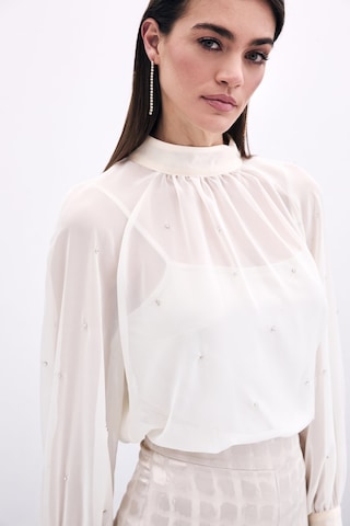 Sateen Taş Detaylı Transparan Bluz - Krem-135756 Krem