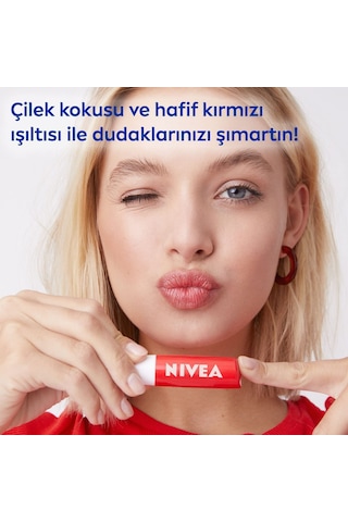 Nivea Shine Çilek Dudak Bakım Kremi 4.8 G