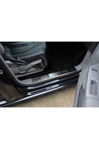 Volkswagen Caddy Krom İç Kapı Eşiği 2015 ve Sonrası