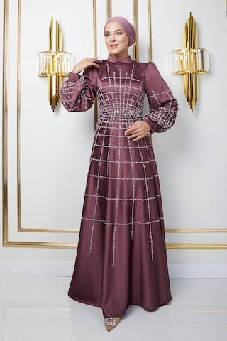 Olcay Önü Ve Kolları Taş Ve Pul Bezeli Kloş Saten Tesettür Abiye Elbise Gül Kurusu 1675