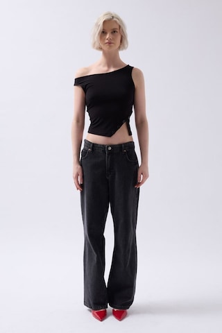 Kayık Yaka Yırtmaç Detay Bluz Siyah