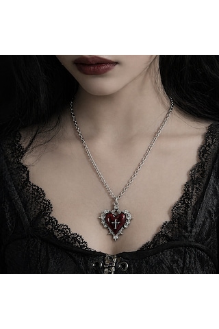 Gotik Kırmızı Kalp Haç Detaylı Kolye Unisex Metal Zincir Çok renkli 27628649