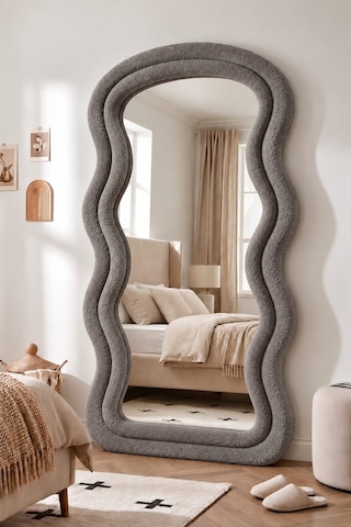 Olivia Gri Renk Kumaş Kaplamalı Dalgalı Kavisli Ayaklı Boy Aynası 182x87 Cm
