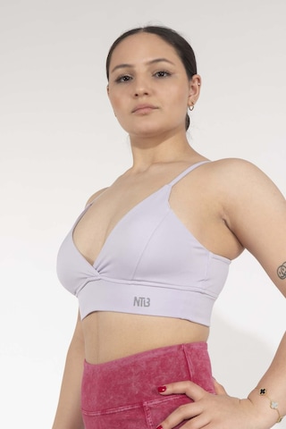Nature The Brand Kadın Dikişli Dekolteli Sporcu Sütyeni - Hızlı Kuruyan,yoga Bra,toparlayıcı Bra,antreman Bra Beyaz