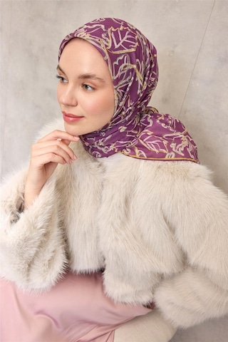 Silk Home Pamuk Polyester Soft Eşarp Violet Zemin Krem-hardal Lilyum Desenli Kaymaz Tok Duruşlu 90x90 Çok Renkli