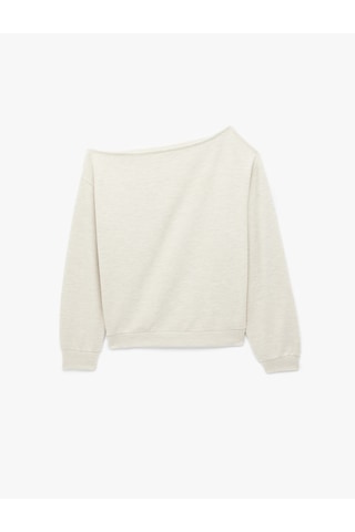Koton Uzun Kollu Zımba Detaylı Asimetrik Kayık Yaka Omzu Açık Sweatshirt Bej 7wak10064ek Ekru