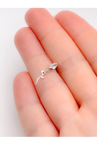 Lexroo Taşlı Gül Figürlü Kıkırdak Helix Tragus Piercing 1adet Çok Renkli