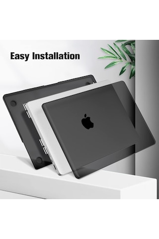 Apple Uyumlu MacBook Pro 16" M1 - M2 Hard Shell Sert Kapak Kılıf - Siyah