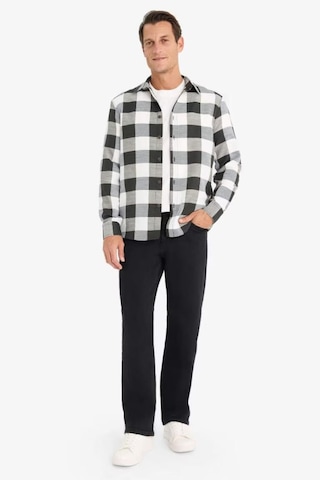 Defacto Regular Fit Polo Yaka Pamuklu Kareli Uzun Kollu Gömlek D6145AX25SP Siyah