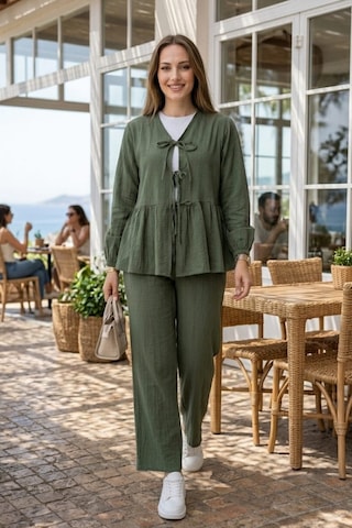 Hb Harma Time Butik Kadın Bağlamalı Çilek Kumaş Haki Tunik Pantolon İkili Takım