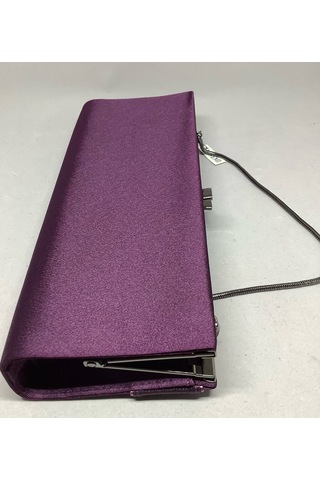 Noemi Saten Clutch