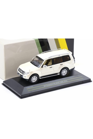 1:43 Ölçek Fırst43 2010 Mitsubishi Pajero 4wd Diecast Metal Minyatür Model Araba 10cm