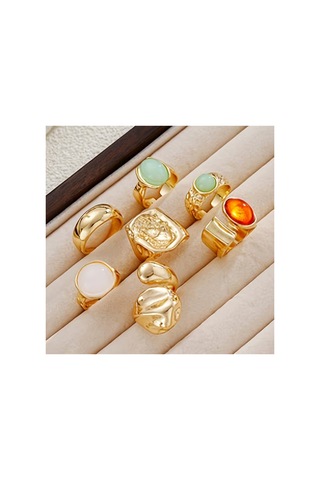 Susie Model 8'li Set Pastel Doğal Taş Görünümlü Vintage Gold Yüzük Kombini Bronz