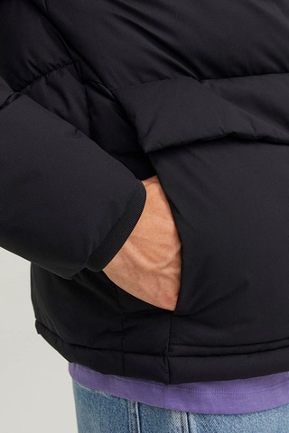 Feminist Siyah Logo Baskili Kapüsonlu Puffer Mont 77724k12238849.01 Siyah