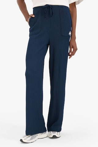 DeFactoFit NBA Los Angeles Lakers Wide Leg Cepli Geniş Paça Standart Boy Krinkıl İnce Sporcu Pantolon E3621AX25SMNV94