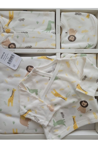 Incibaby 10'lu Erkek Bebek Hastane Çıkışı Zürafa Desenli Beyaz
