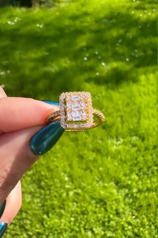 Zirkon Ve Baget Taşlı Ayarlanabilir Gold Renk Marka Yüzük Gold