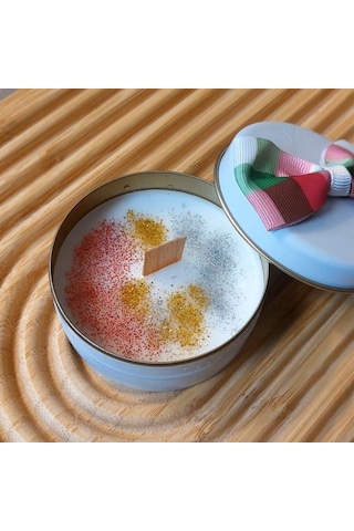 Uretti - Ayşe 7362 2654 El Yapımı Amber Çiçeği Kokulu Metal Kutuda Mum - 3 X 7 Cm Beyaz